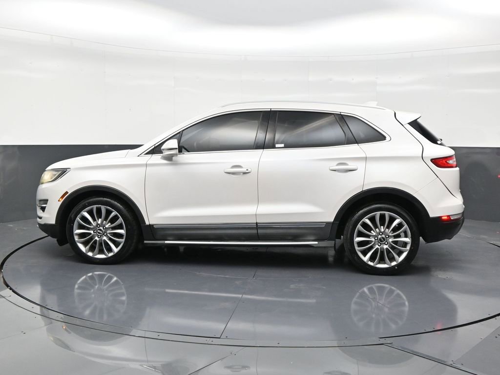 Used 2017 Lincoln MKC Reserve image 2