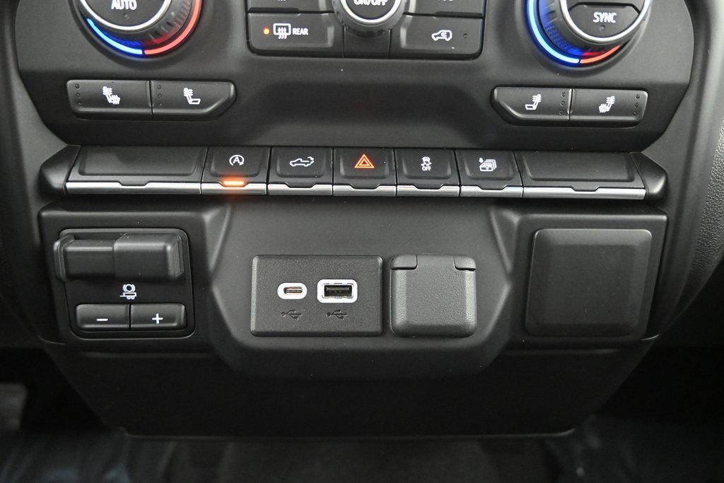 Used 2022 Chevrolet Silverado 1500 LT w/ Bed Protection Package AWD/4WD image 30