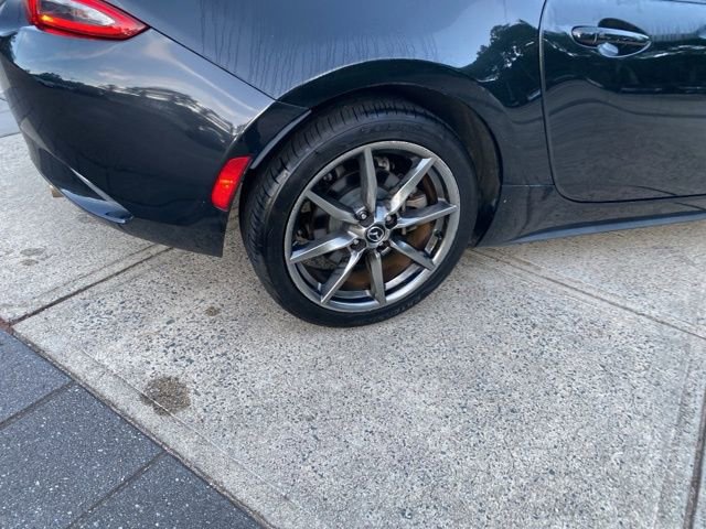 Used 2021 MAZDA MX-5 Miata RF Grand Touring image 13