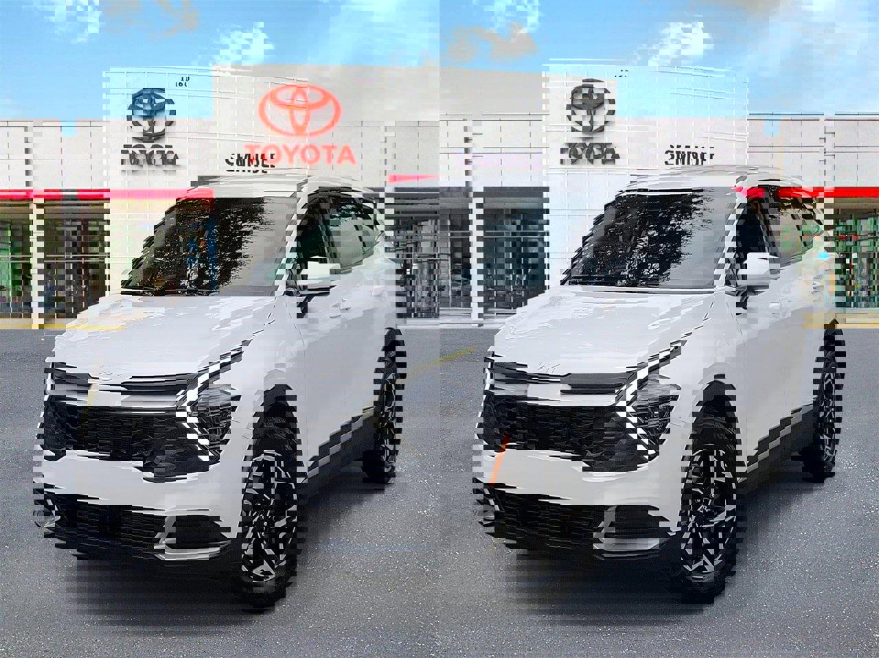 Used 2025 Kia Sportage LX image 1