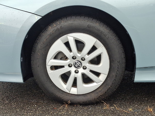 Used 2016 Toyota Prius Two FWD image 8