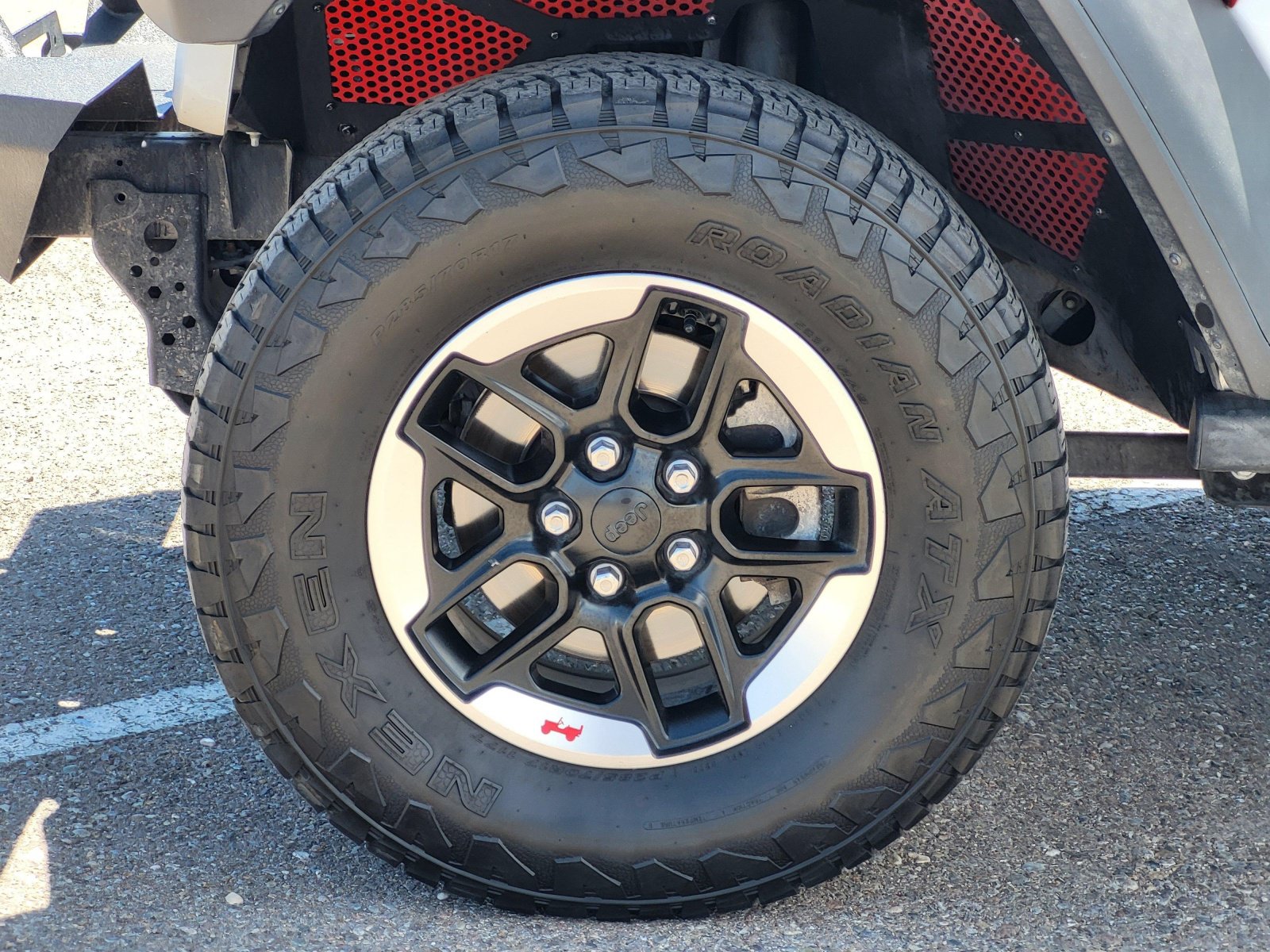 Used 2021 Jeep Wrangler Unlimited Rubicon AWD/4WD image 5