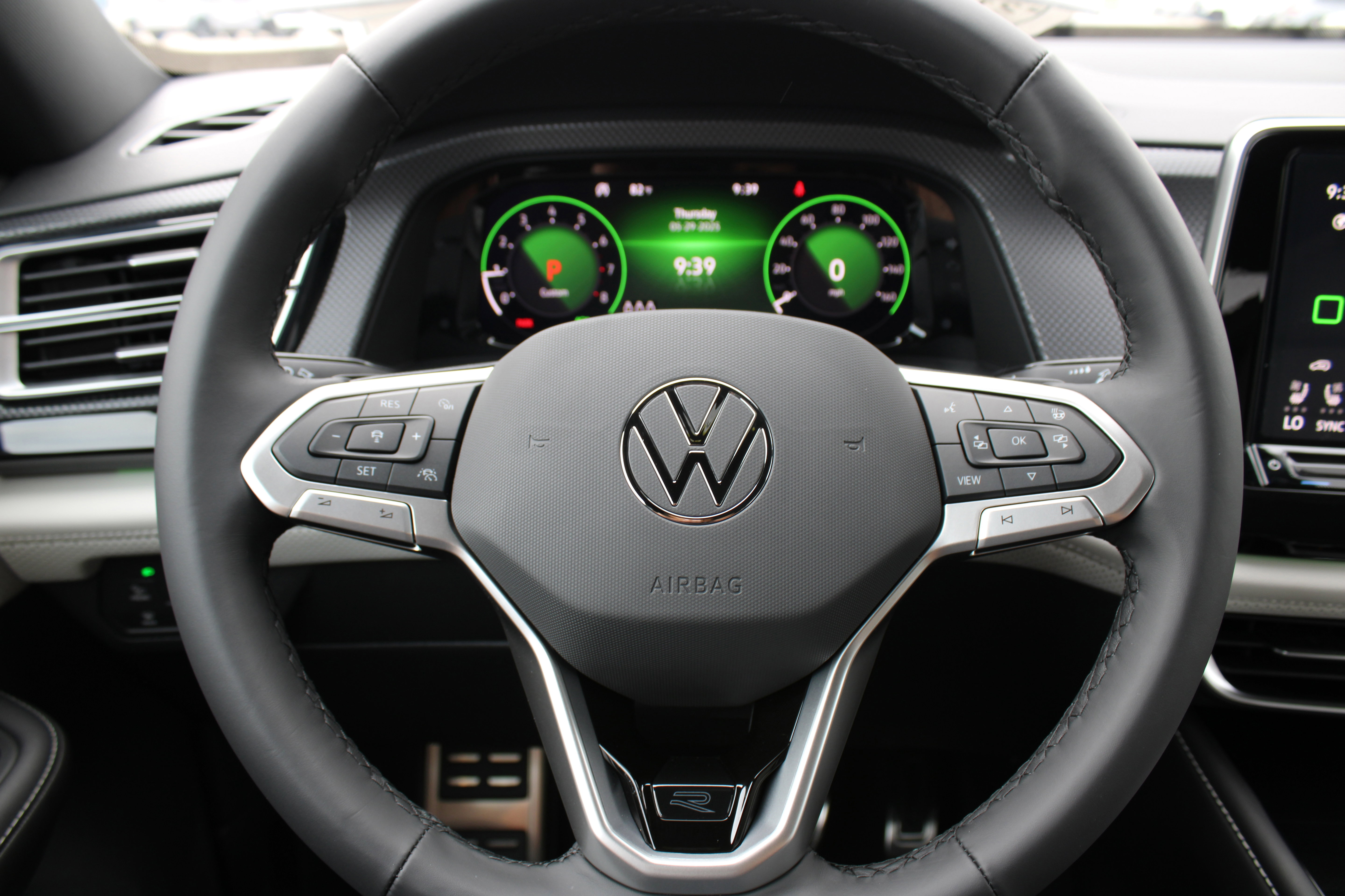 New 2025 Volkswagen Atlas Cross Sport SEL Premium R-Line image 11