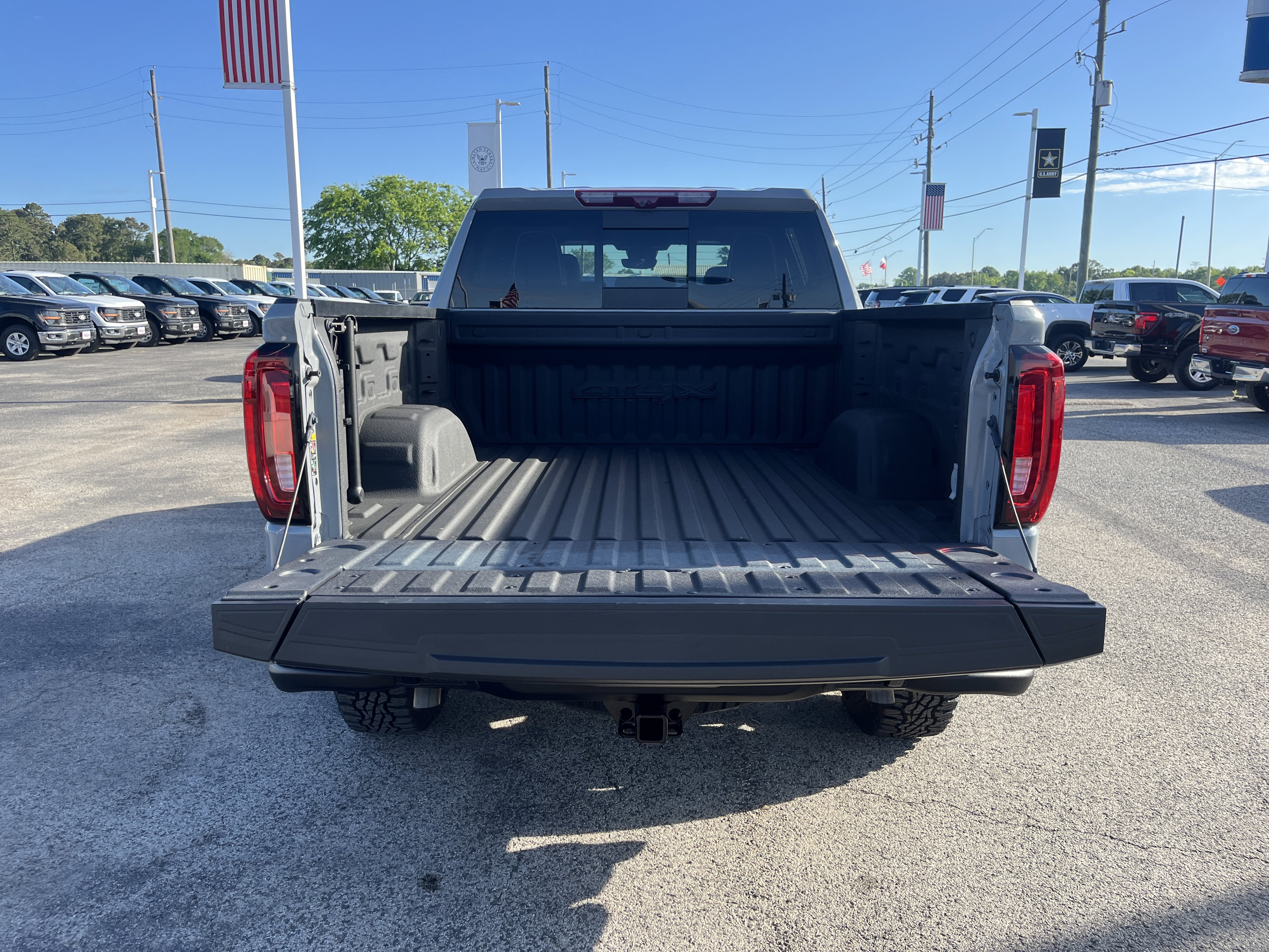 Used 2024 GMC Sierra 1500 AT4X w/ AT4X AEV Edition image 6