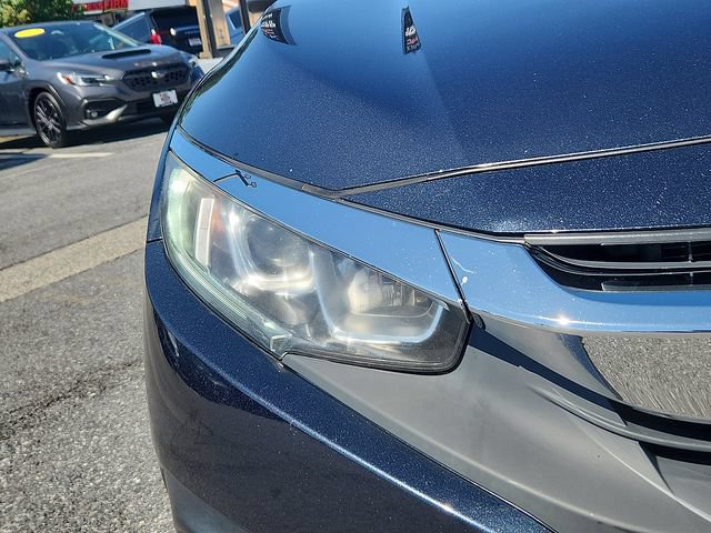 Used 2017 Honda Civic EX image 9