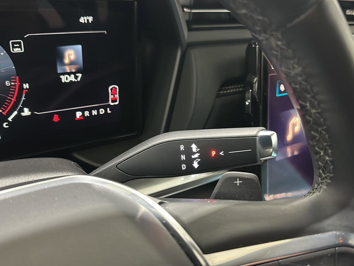 Used 2025 GMC Terrain Elevation image 15