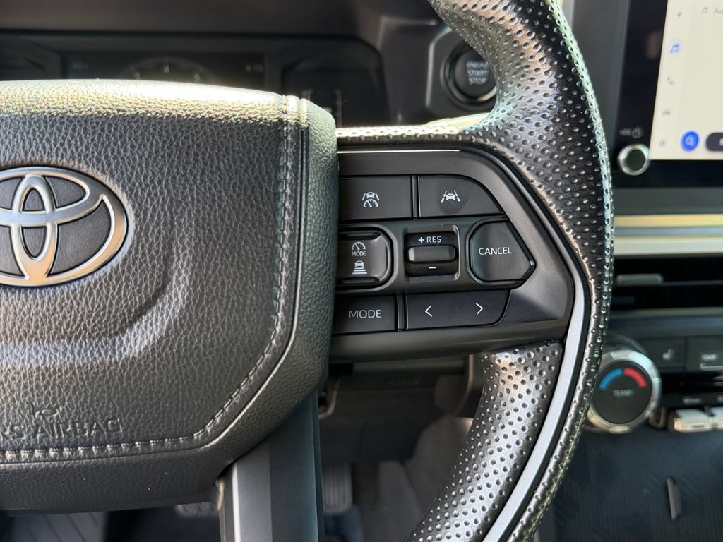 Certified 2025 Toyota Tacoma SR5 AWD/4WD image 20
