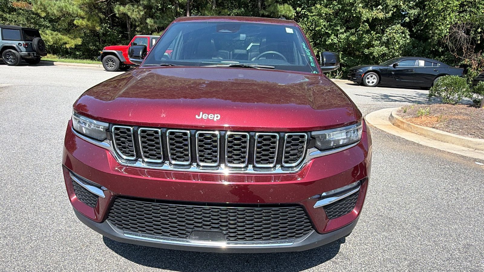 Used 2024 Jeep Grand Cherokee Limited 4xe AWD/4WD image 3