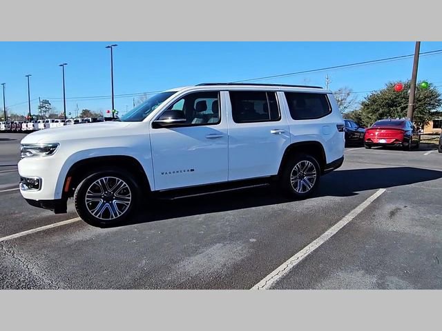 Used 2024 Jeep Wagoneer Series II image 22