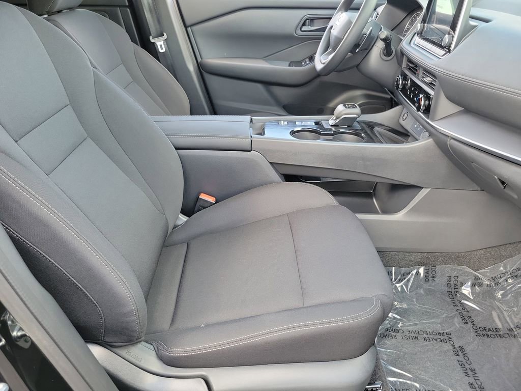 New 2026 Nissan Rogue S image 15