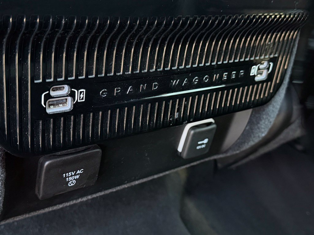 Used 2024 Jeep Grand Wagoneer Series II Obsidian w/ Quick Order Packagew 28T AWD/4WD image 15