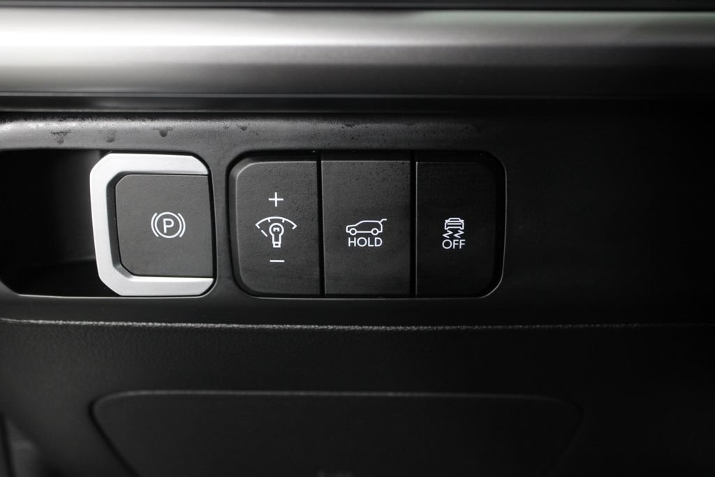 Certified 2026 Hyundai Santa Fe SEL FWD image 25