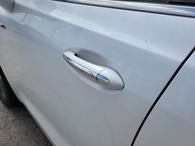 Used 2022 Buick Enclave Essence w/ Sport Touring Edition image 10