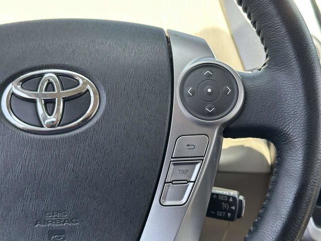 Used 2016 Toyota Prius V Four FWD image 11
