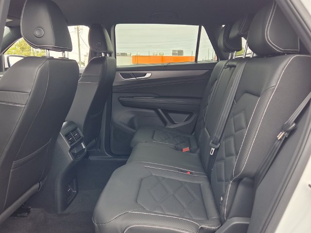 New 2026 Volkswagen Atlas Cross Sport SE FWD image 6