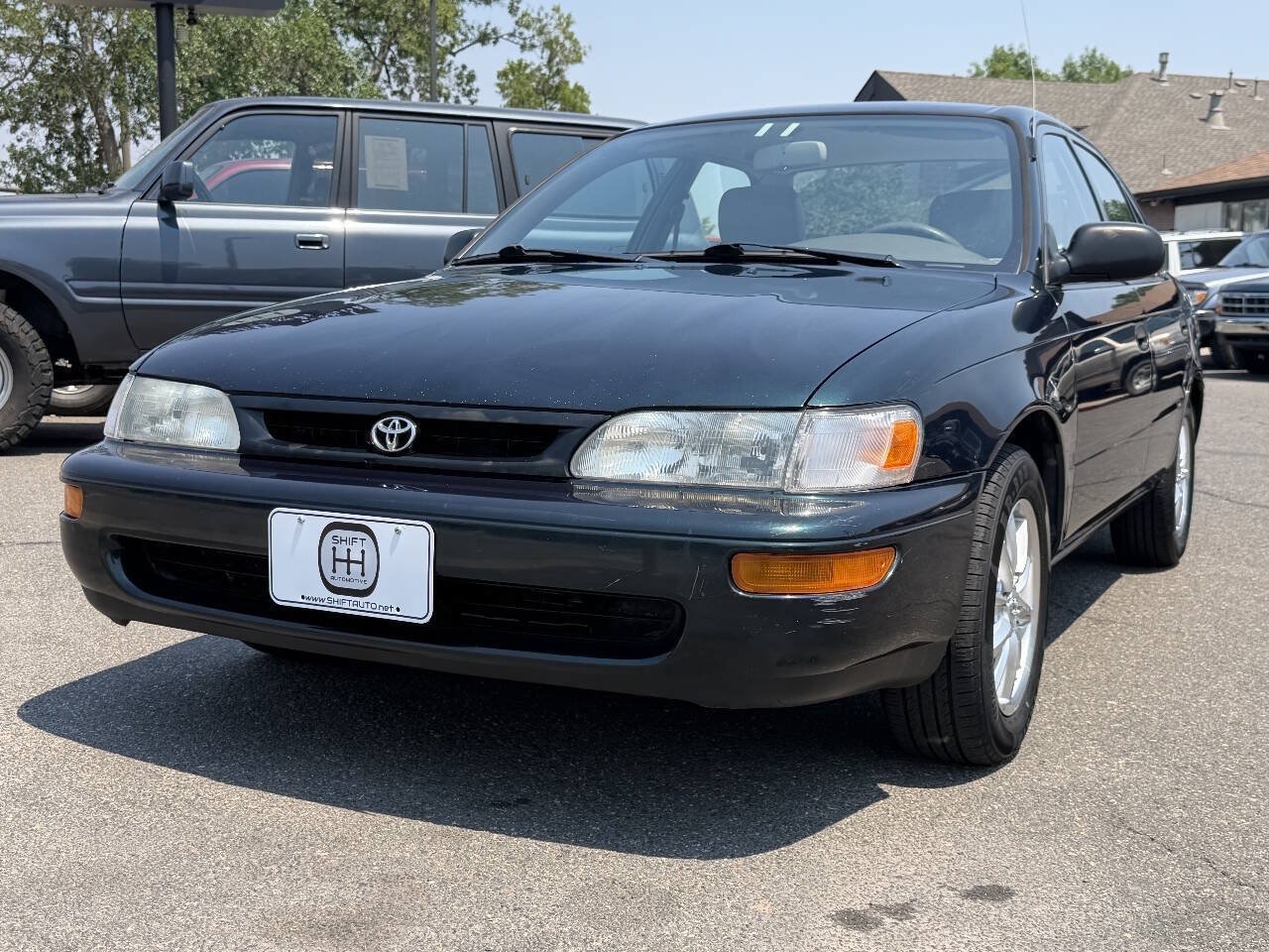 Used 1996 Toyota Corolla FWD image 2