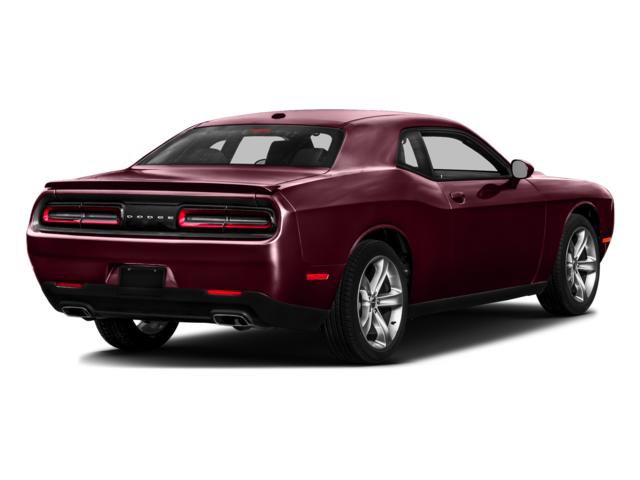 Used 2017 Dodge Challenger SXT RWD image 5