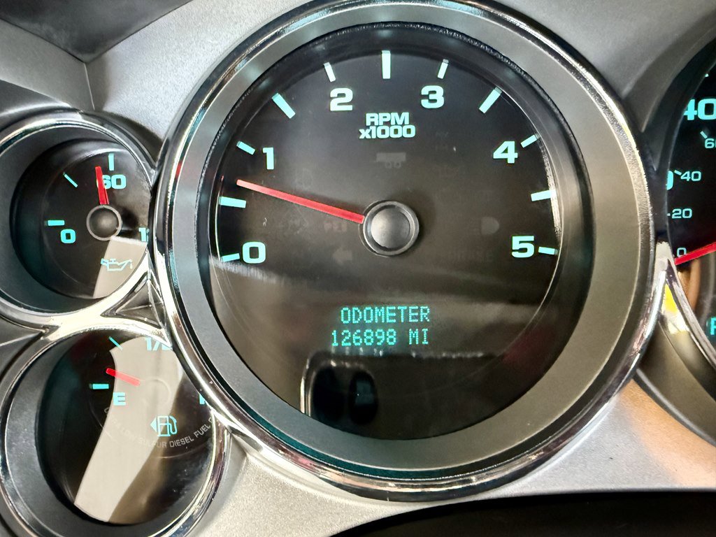 Used 2007 Chevrolet Silverado 2500 LT w/ EZ-Lift Tailgate Package image 19