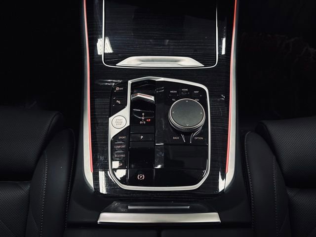 Used 2026 BMW X5 xDrive40i w/ M Sport Package image 38