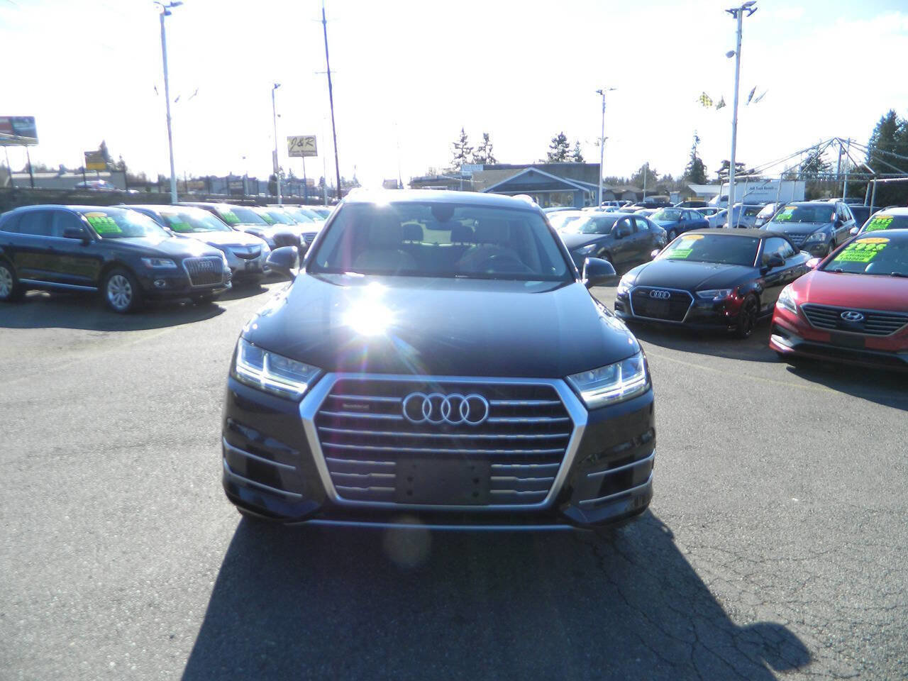 Used 2018 Audi Q7 3.0T Prestige image 3