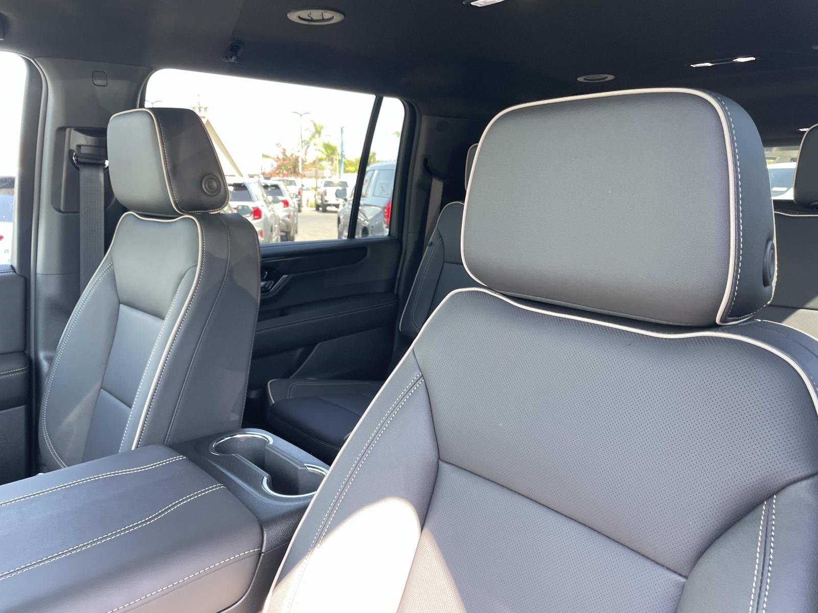 New 2026 GMC Yukon XL Elevation RWD image 20