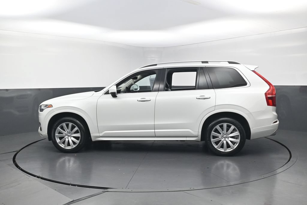 Used 2019 Volvo XC90 T6 Momentum AWD/4WD image 4