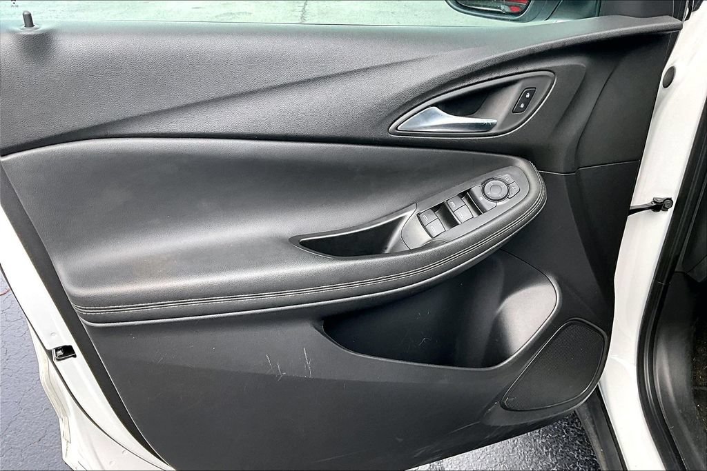 Used 2025 Buick Encore GX Preferred FWD image 20