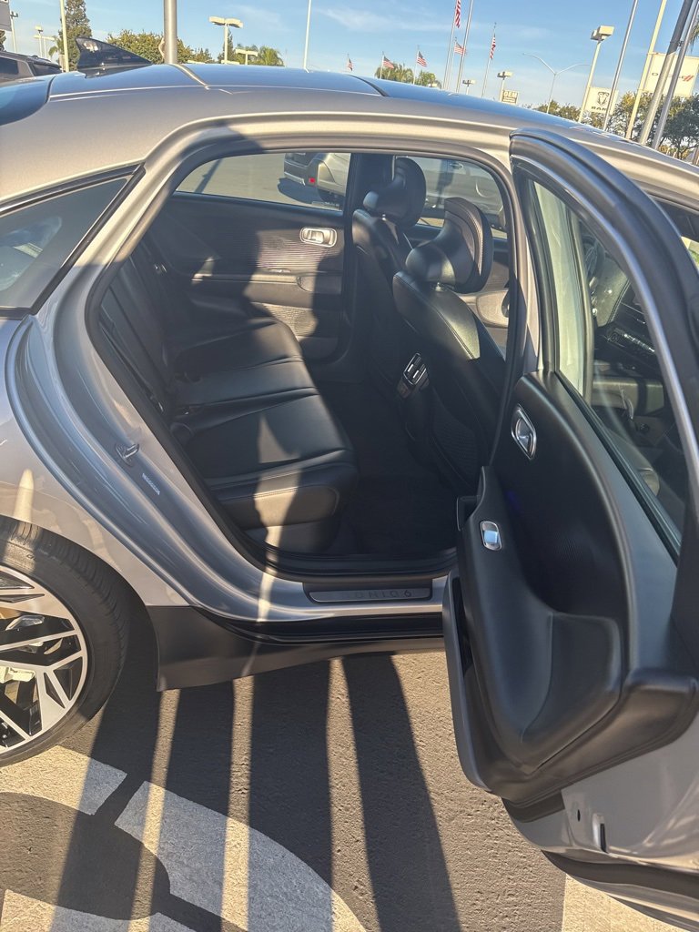 Used 2023 Hyundai Ioniq 6 Limited image 15