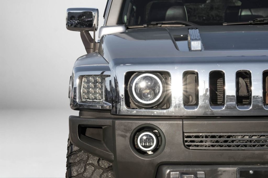 Used 2010 HUMMER H3 Luxury w/ Appearance Package image 51