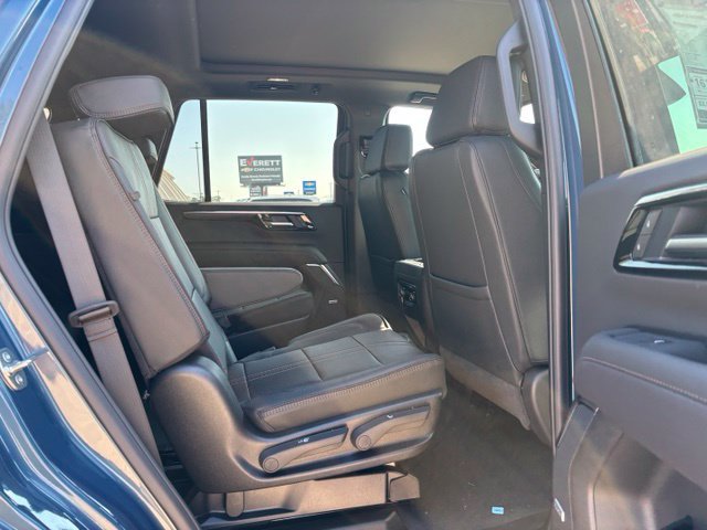 New 2026 Chevrolet Tahoe High Country w/ Sun And Tow Package AWD/4WD image 14