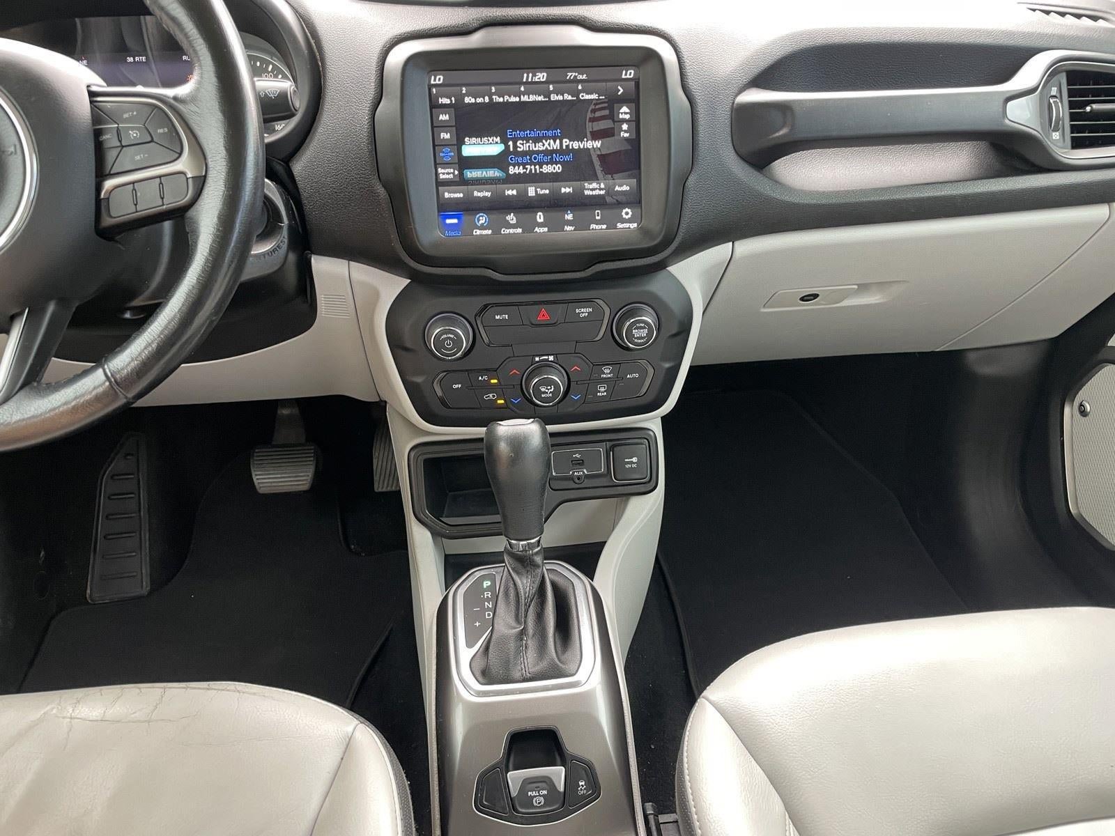 Used 2018 Jeep Renegade Limited w/ UConnect 8.4 Nav Group FWD image 21