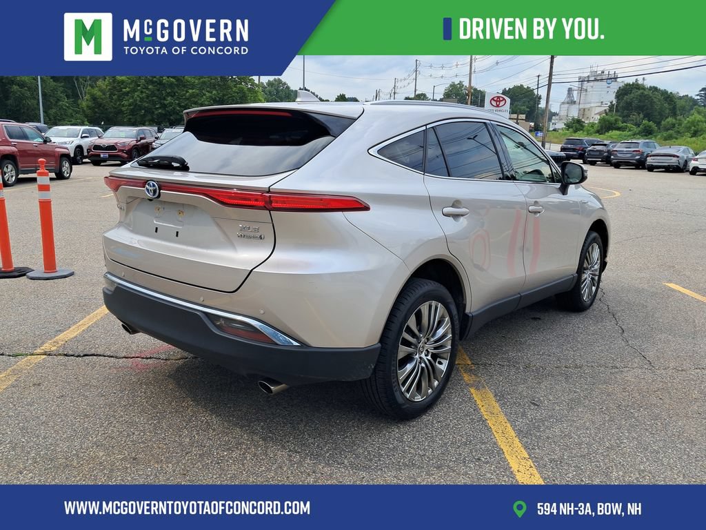 Used 2021 Toyota Venza XLE w/ Softex Package AWD/4WD image 6