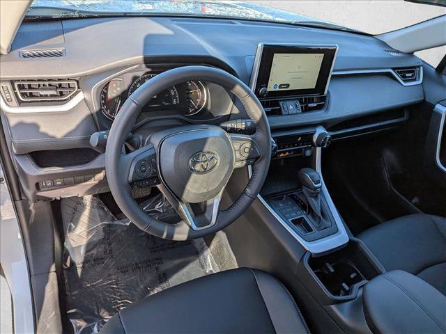 Used 2025 Toyota RAV4 XLE Premium image 10