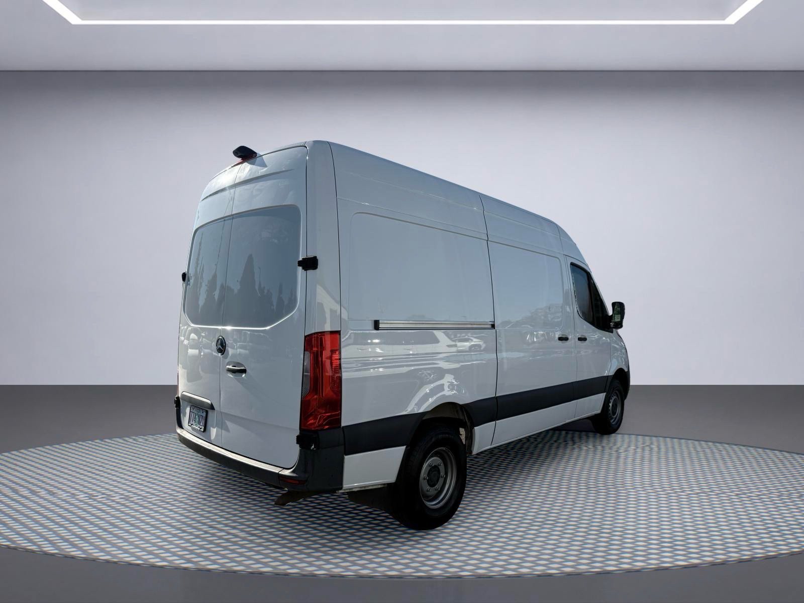 Used 2021 Mercedes-Benz Sprinter 3500 image 6