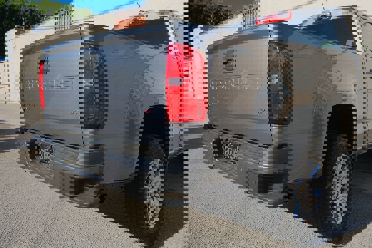 Used 2022 Chevrolet Colorado LT w/ Safety Package image 42