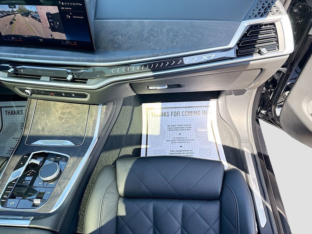 Used 2023 BMW X7 xDrive40i w/ Premium Package image 18