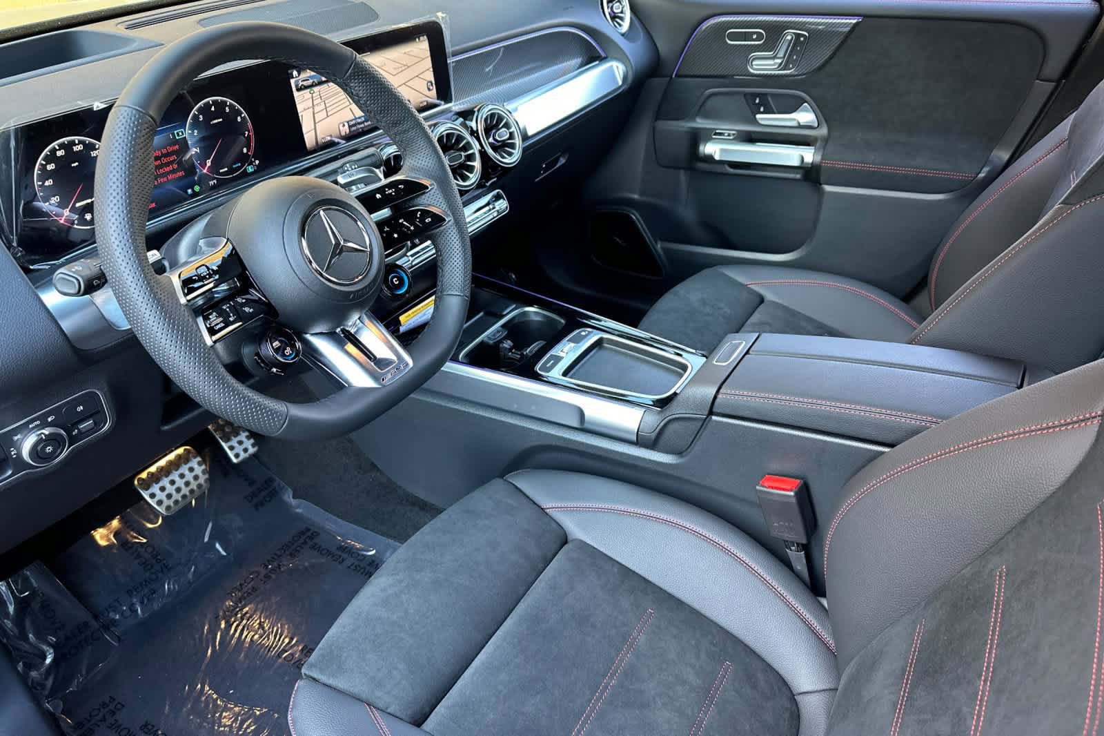 New 2026 Mercedes-Benz GLB 35 AMG 4MATIC image 9