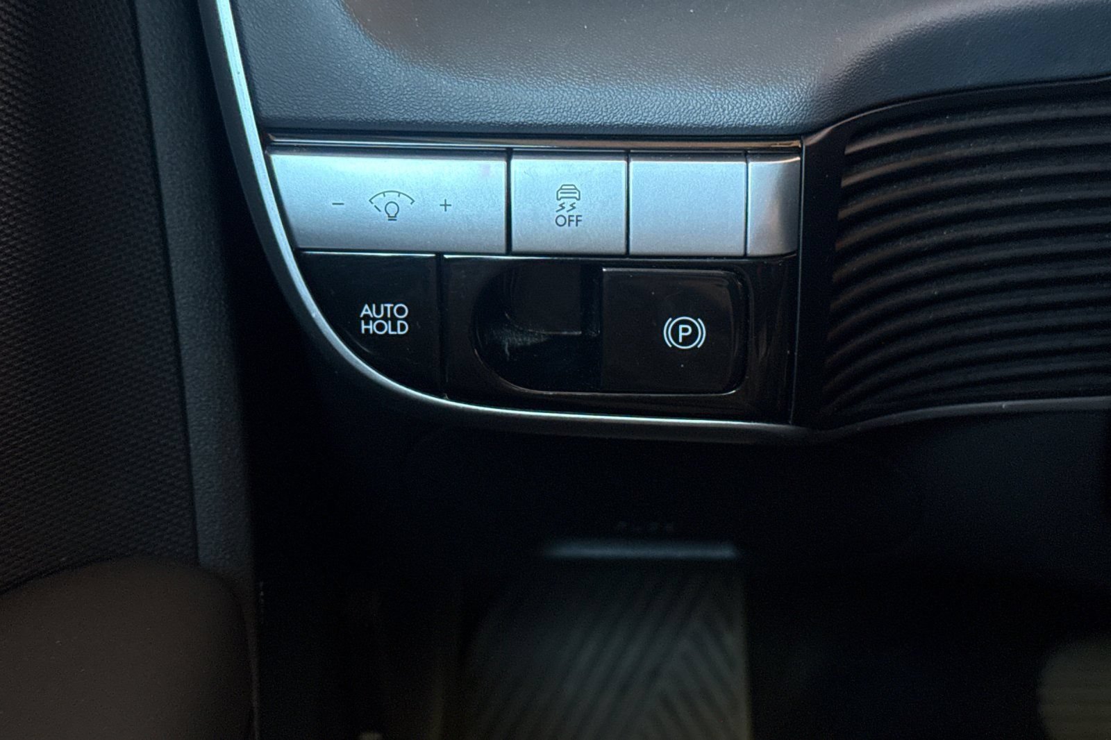 Certified 2024 Hyundai Ioniq 5 SE AWD/4WD image 37