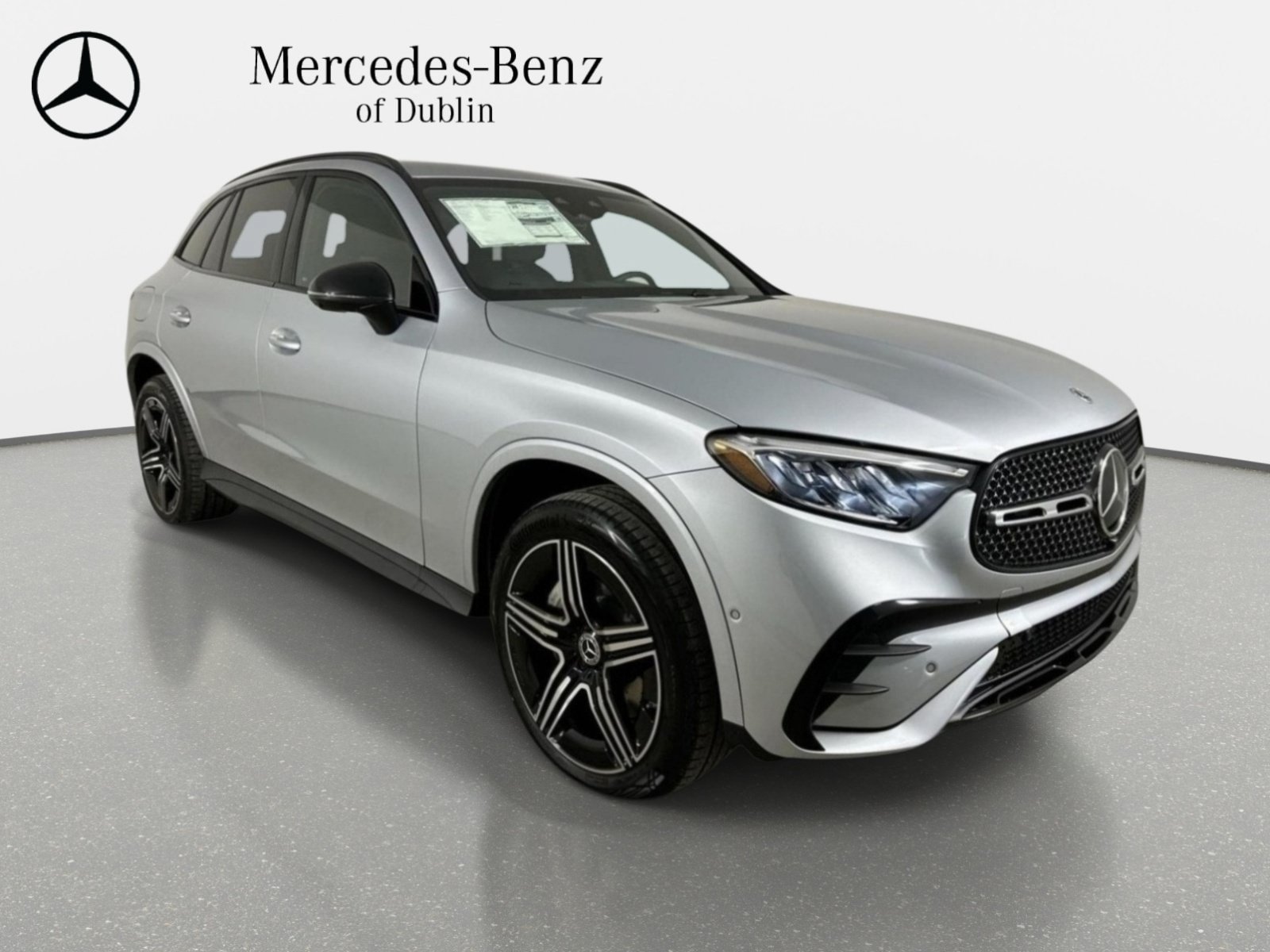 Used 2026 Mercedes-Benz GLC 300 4MATIC image 3