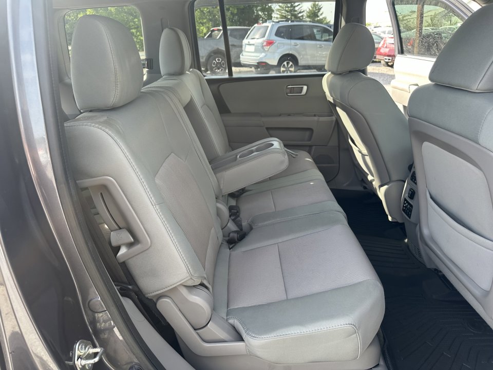 Used 2015 Honda Pilot SE image 21