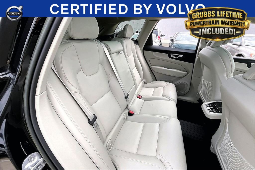 Used 2023 Volvo XC60 B6 Ultimate w/ Protection Package Premier AWD/4WD image 35