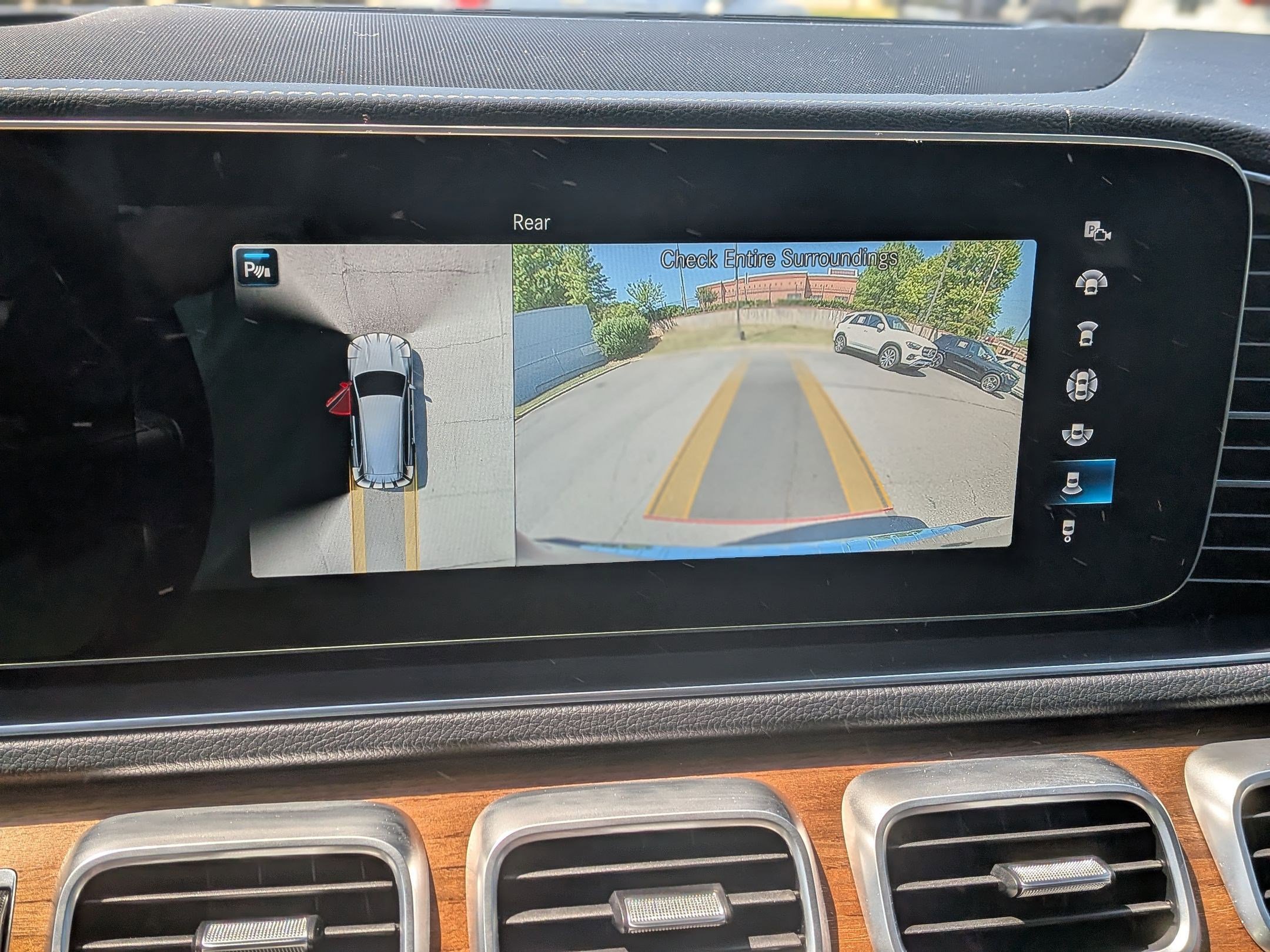 Certified 2022 Mercedes-Benz GLS 450 4MATIC image 24