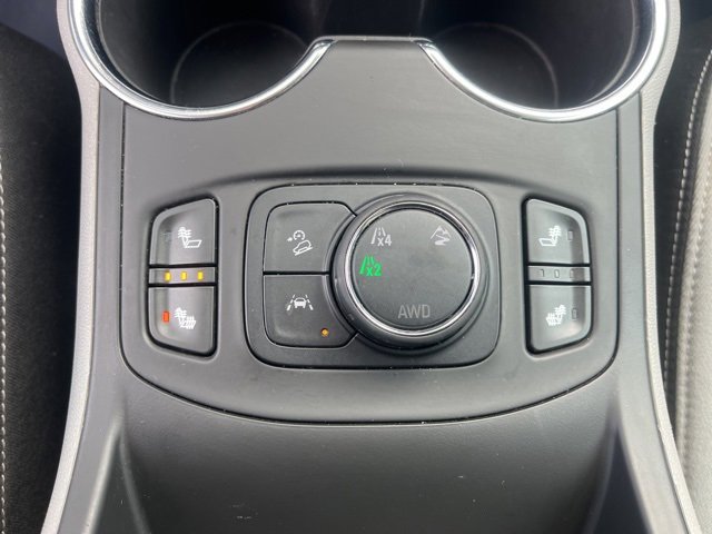 Used 2023 GMC Terrain SLE w/ Driver Convenience Package image 30