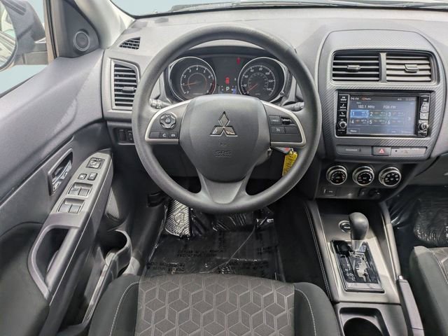 Used 2025 Mitsubishi Outlander Sport ES image 16