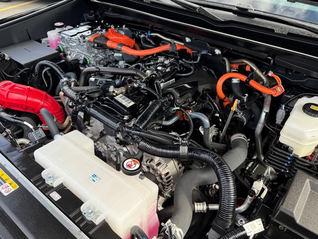 Used 2025 Toyota Tacoma TRD Pro AWD/4WD image 48