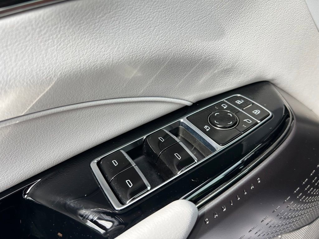 Used 2025 Cadillac Lyriq Sport AWD/4WD image 57