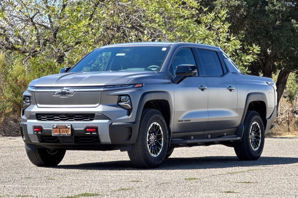 New 2026 Chevrolet Silverado EV Trail Boss AWD/4WD image 8