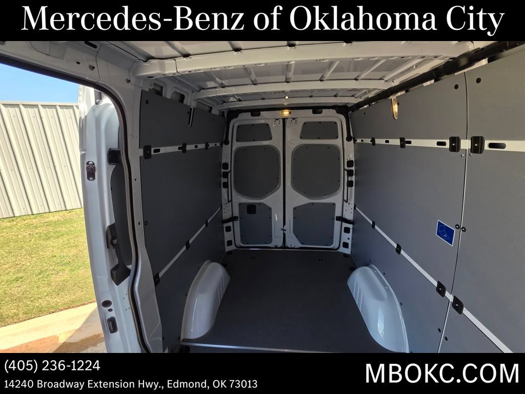 Used 2026 Mercedes-Benz Sprinter 2500 image 8