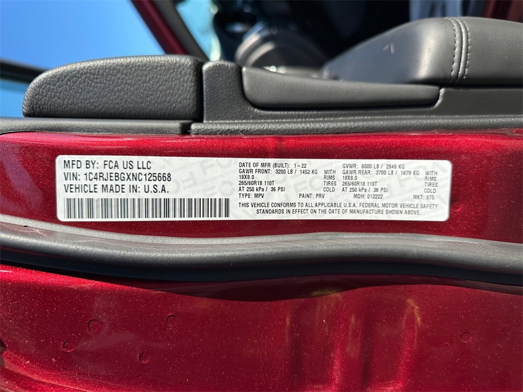 Used 2022 Jeep Grand Cherokee Limited image 30