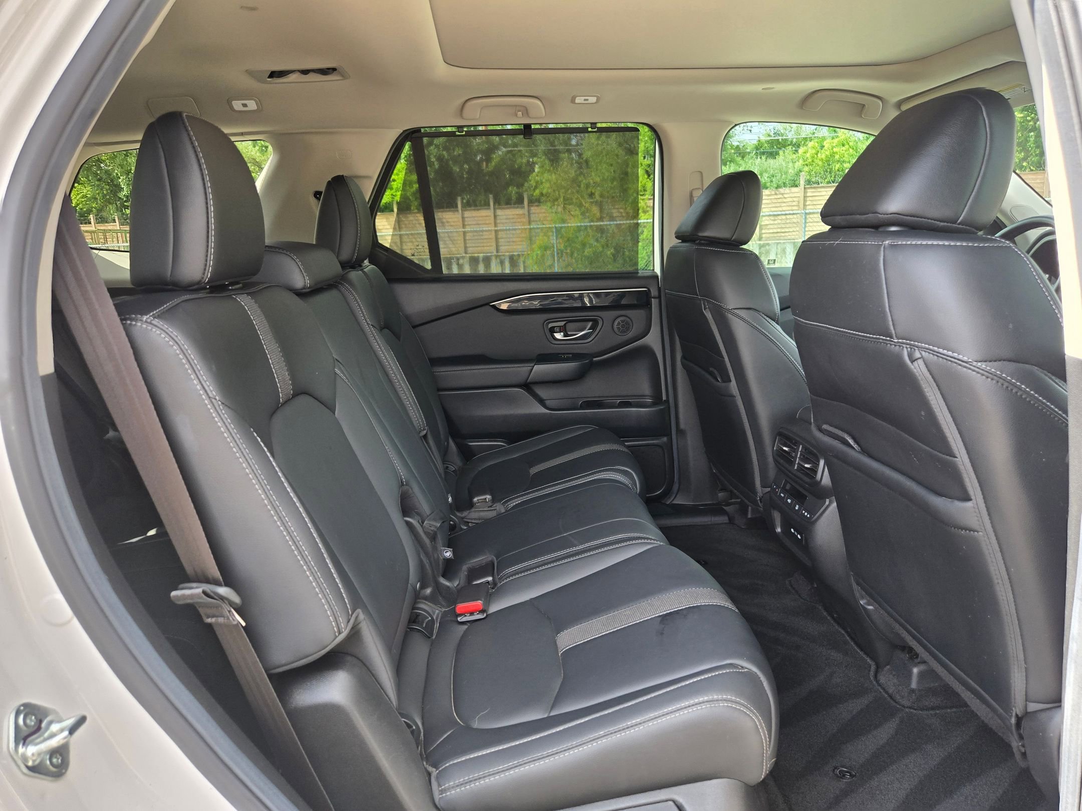 Used 2025 Honda Pilot Touring image 26